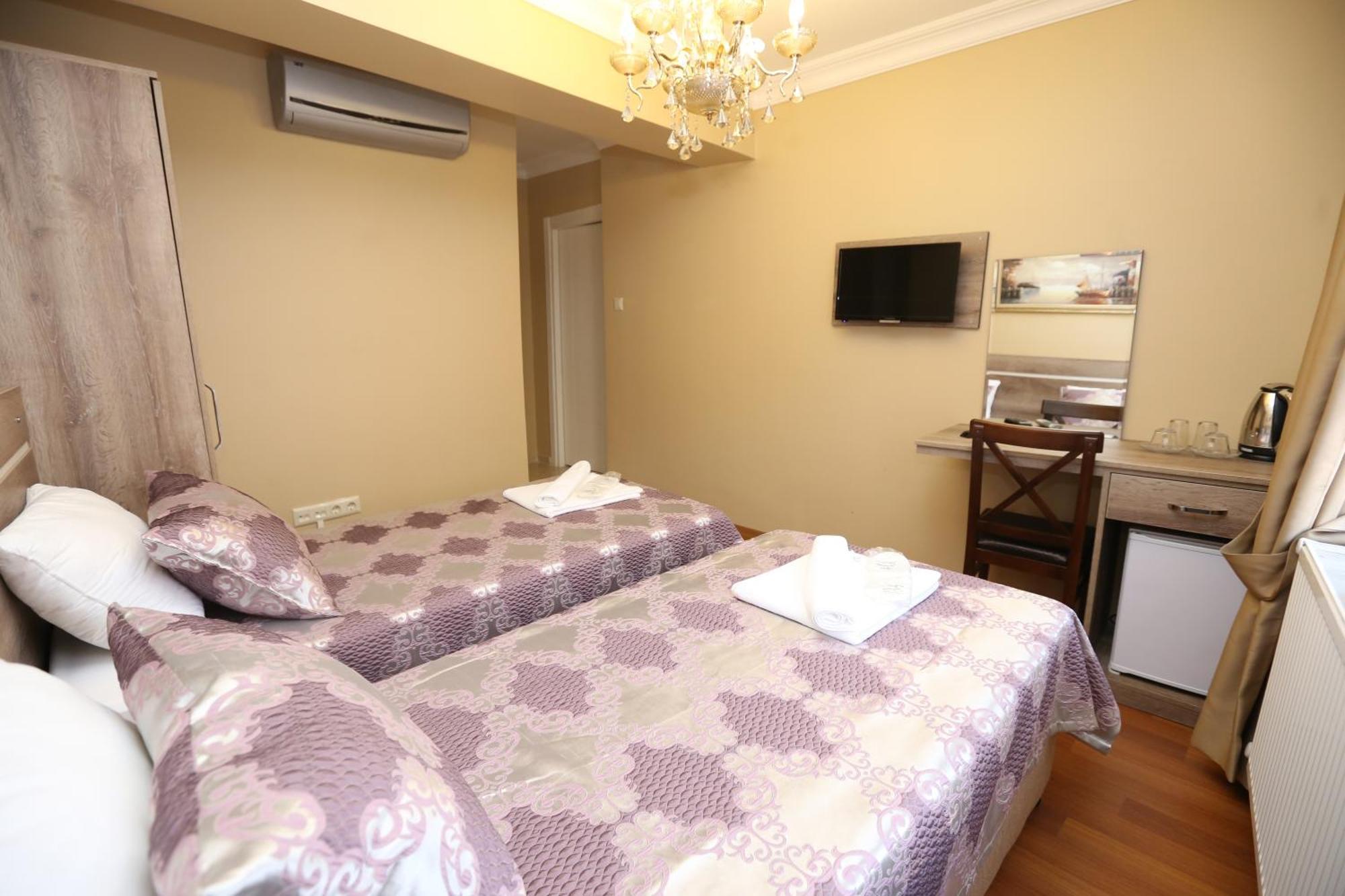 My Holiday Time Hotel อิสตันบูล ภายนอก รูปภาพ