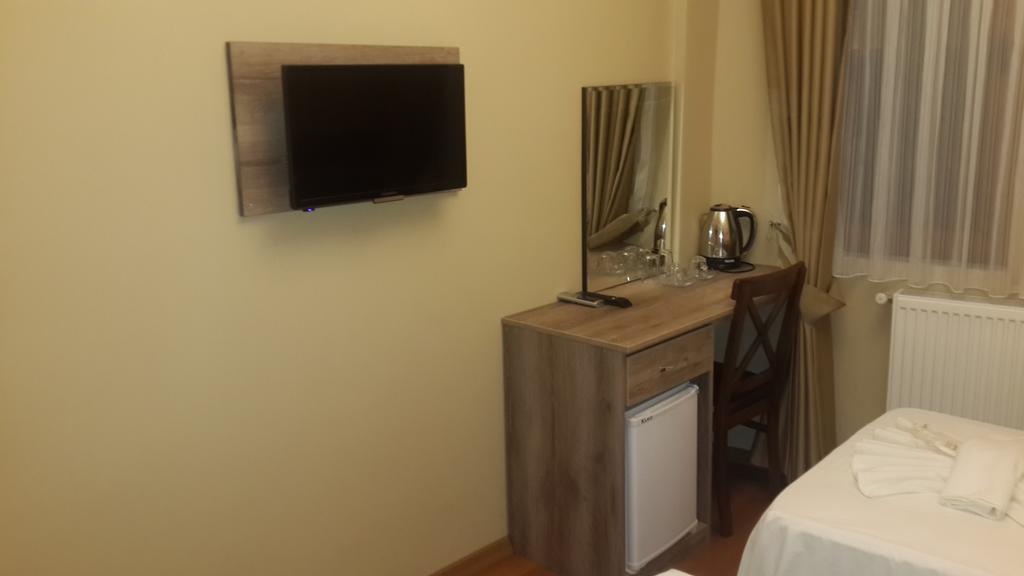 My Holiday Time Hotel อิสตันบูล ภายนอก รูปภาพ