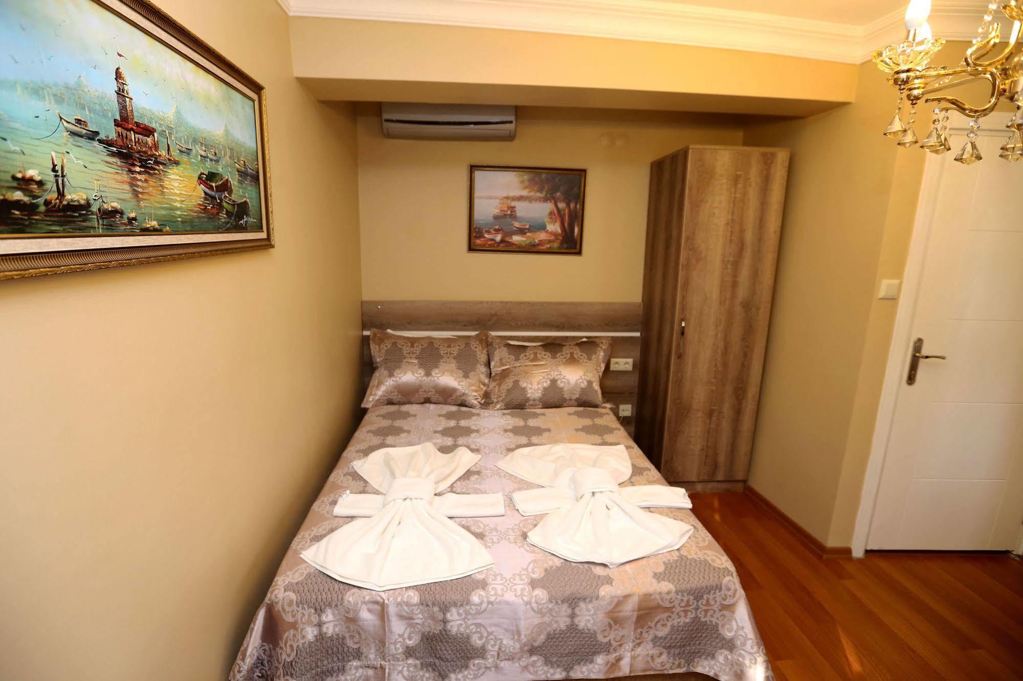 My Holiday Time Hotel อิสตันบูล ภายนอก รูปภาพ