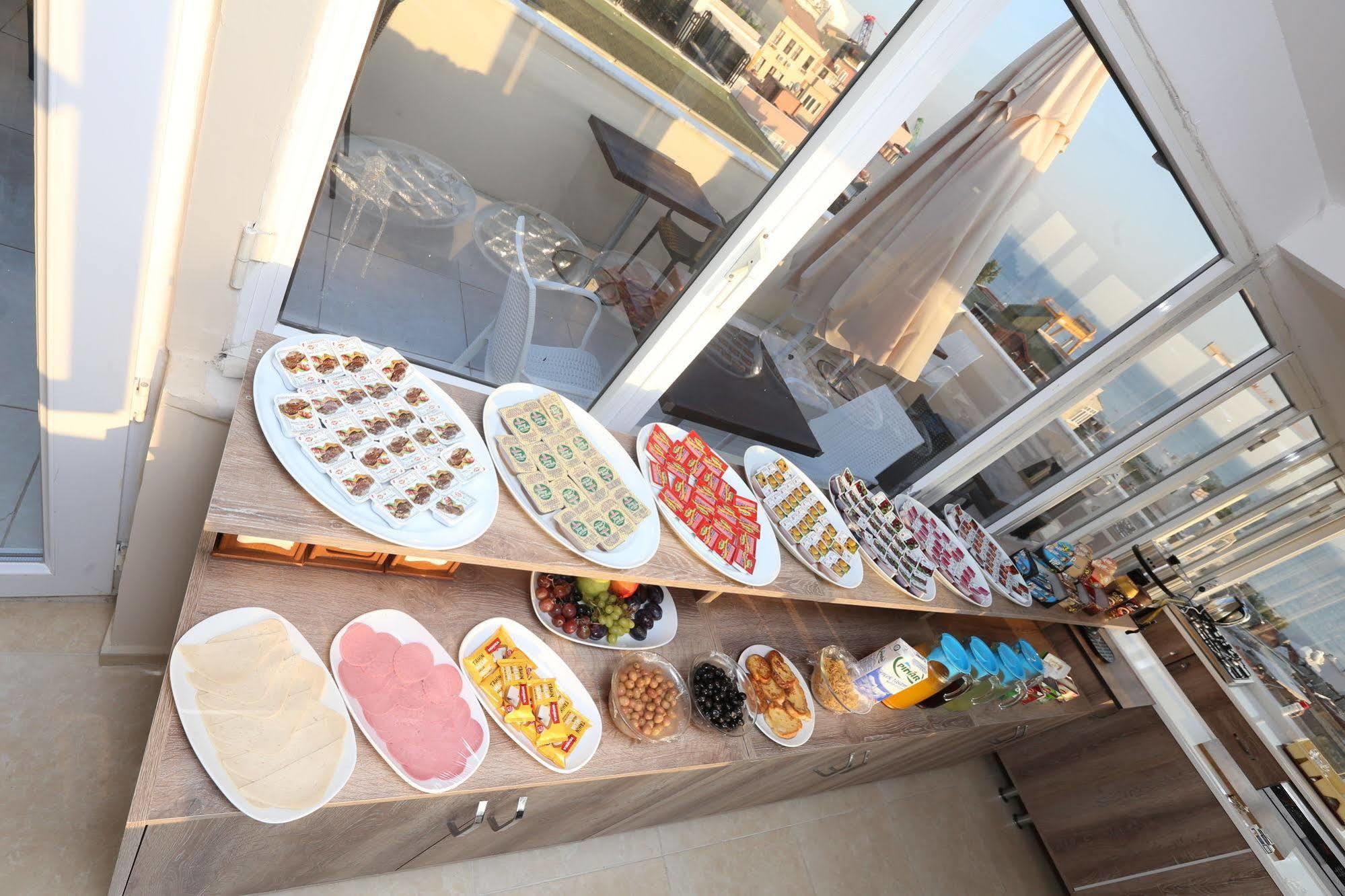 My Holiday Time Hotel อิสตันบูล ภายนอก รูปภาพ